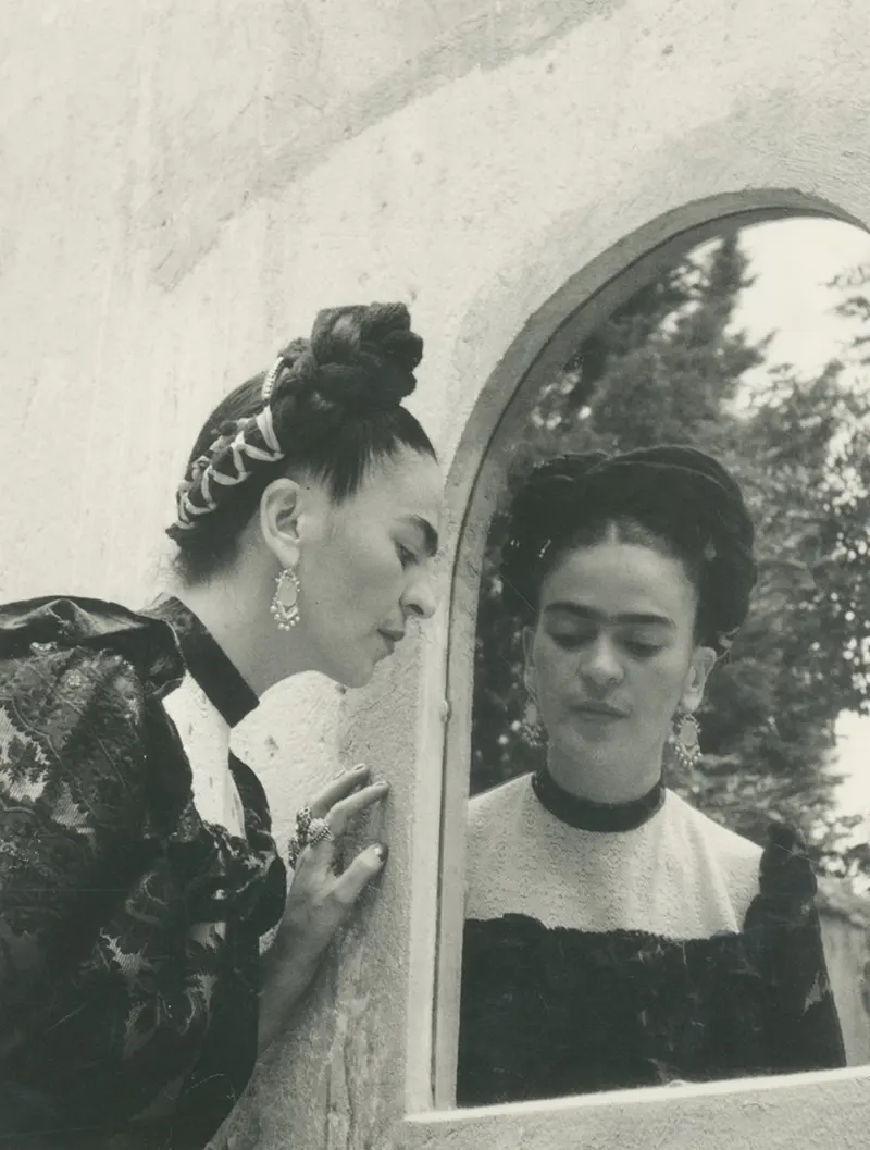 Frida Kahlo old photos