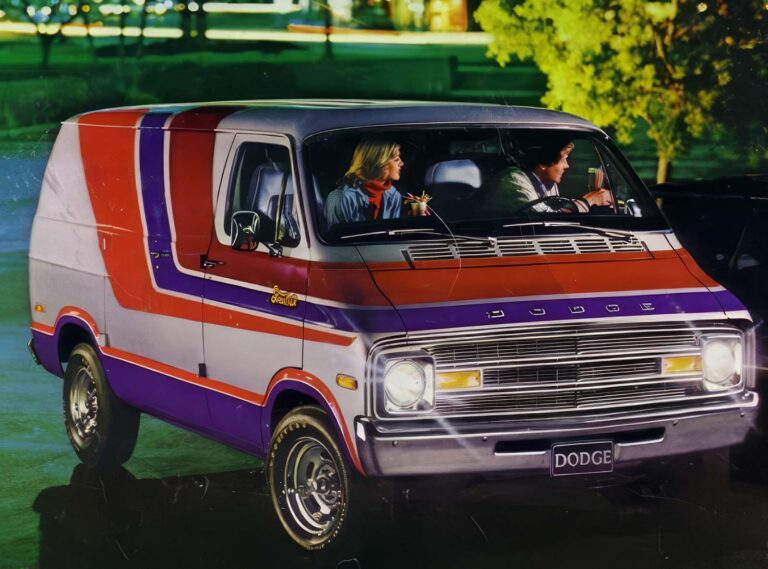 Groovy Rides: The 1970s Van Customization Craze Through Old Photos