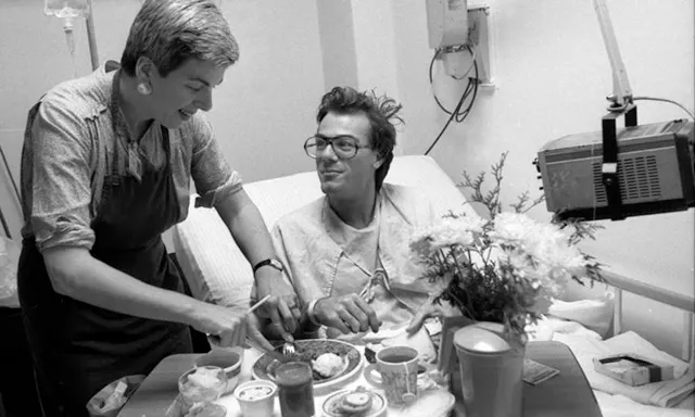 Heartbreaking Images That Capture the Harsh Reality of the 1980s AIDS Crisis