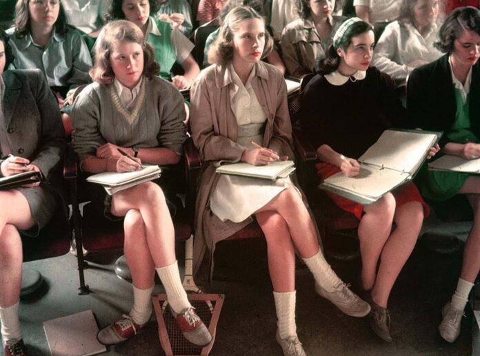 Life at Smith College in 1948: Vintage Photos of Female