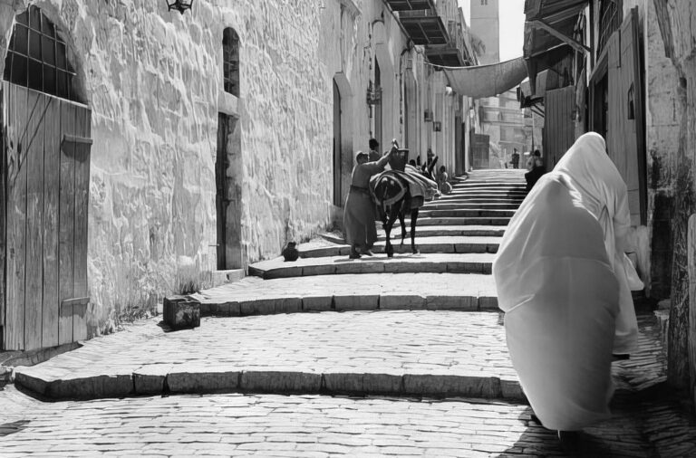 Old Jerusalem in Photos: Fascinating Snapshots of the Holy City from the Turn of the 20th Century