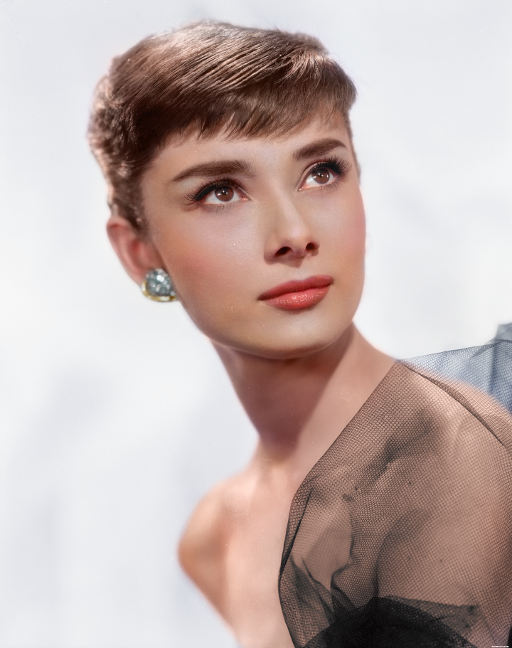 Stunning Restored and Colorized Historical Images