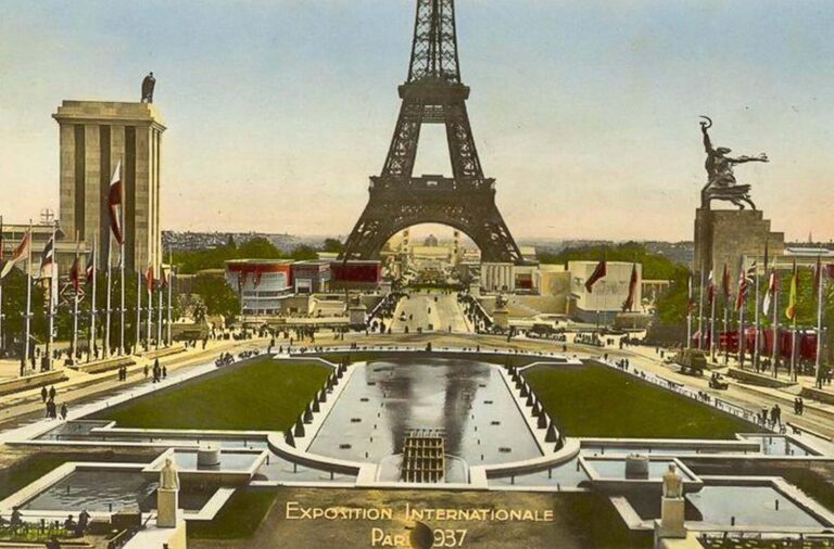 The 1937 World Expo of Paris: History, Images and the German-Soviet Face-Off