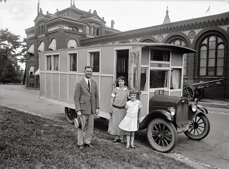Vintage Wooden Homes on Wheels