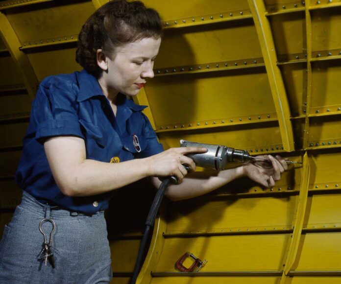 Women Workers of World War II: These Color Photos Show the Real-Life Rosie the Riveters