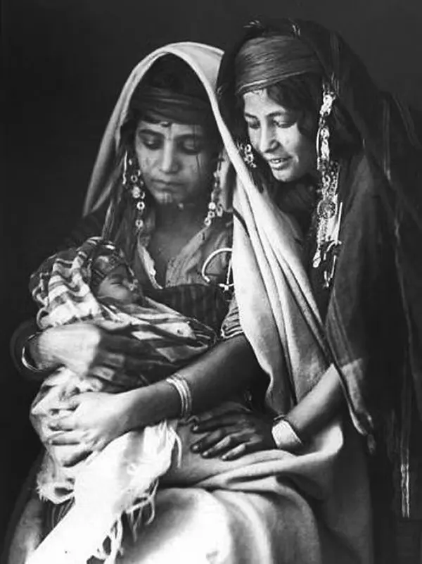 The Ouled Naïl Women Dancers Photos