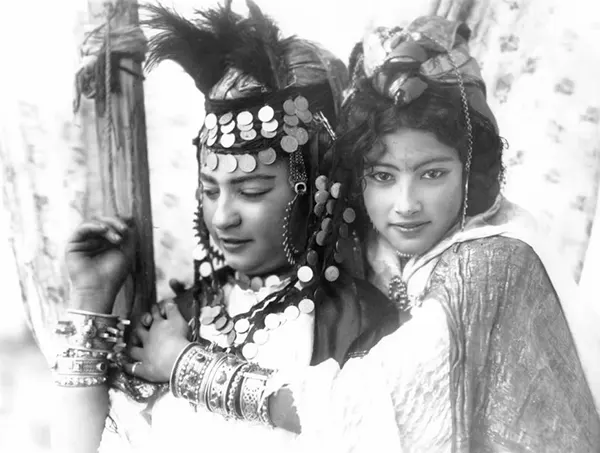 The Ouled Naïl Women Dancers Photos