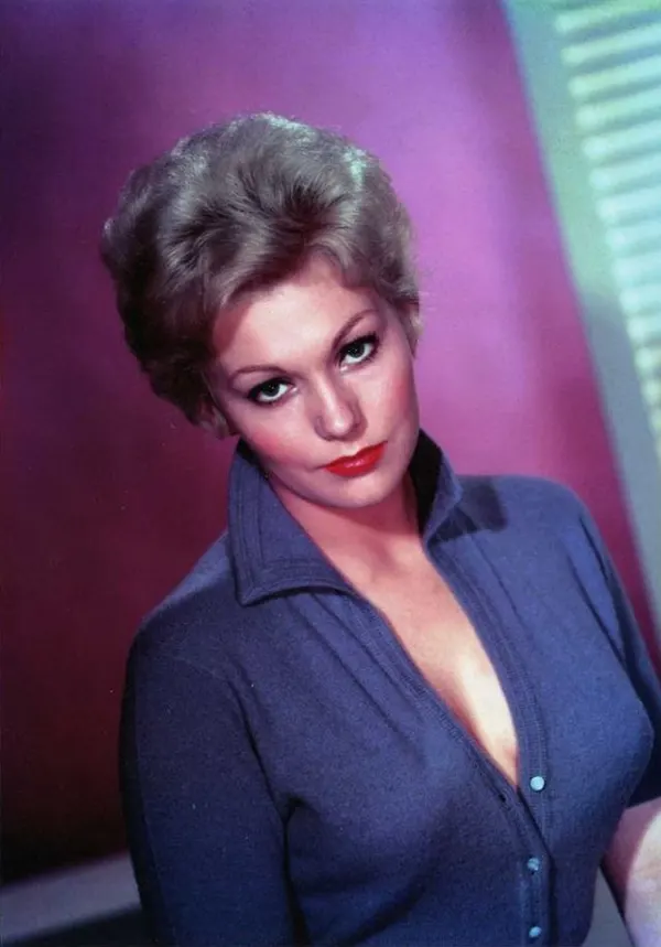 Young Kim Novak Photos