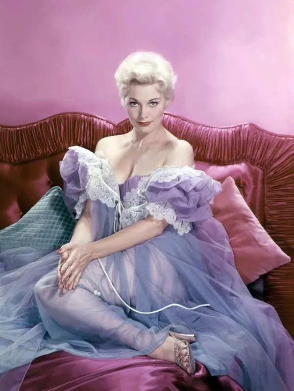 Young Kim Novak Photos