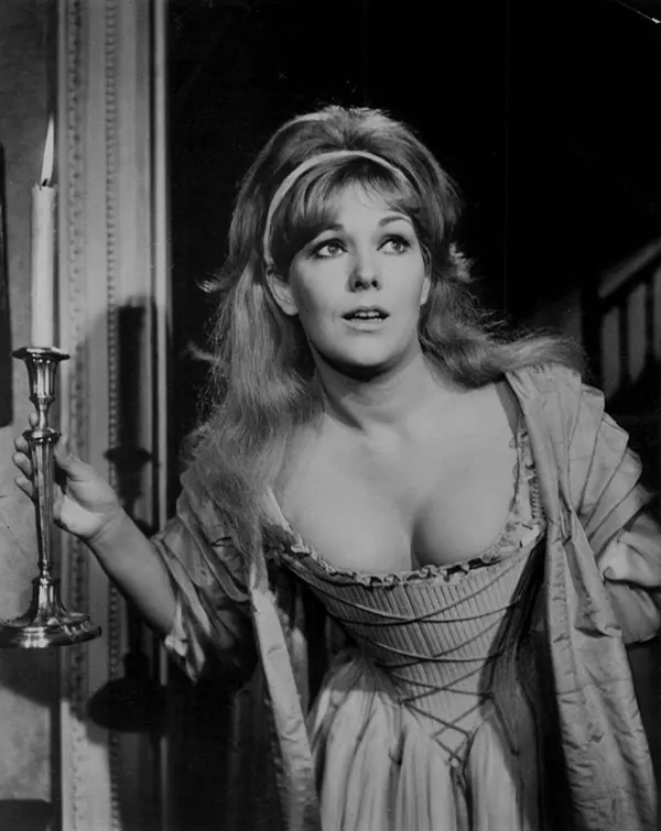 Young Kim Novak Photos