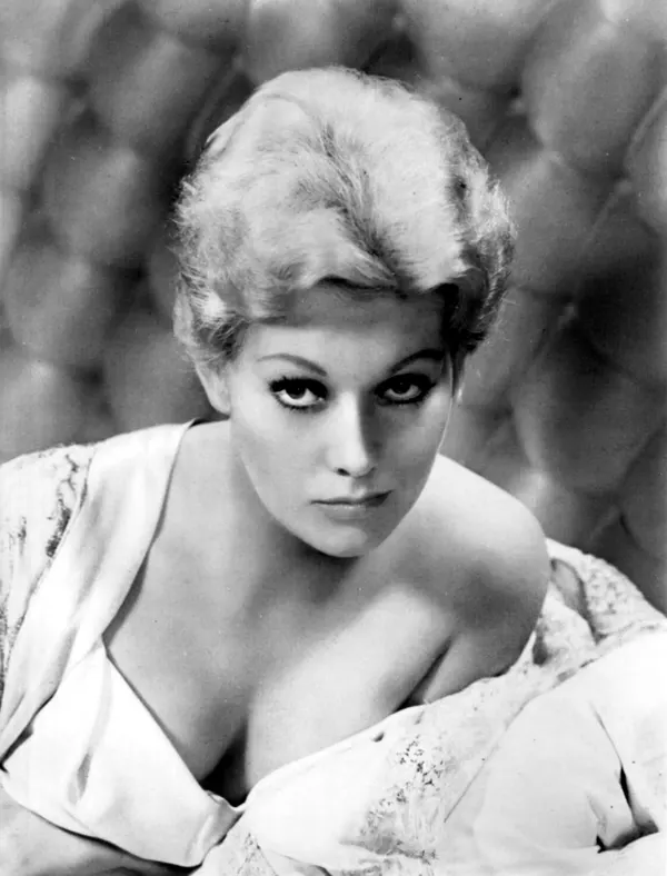 Young Kim Novak Photos