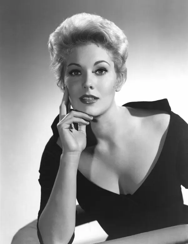 Young Kim Novak Photos