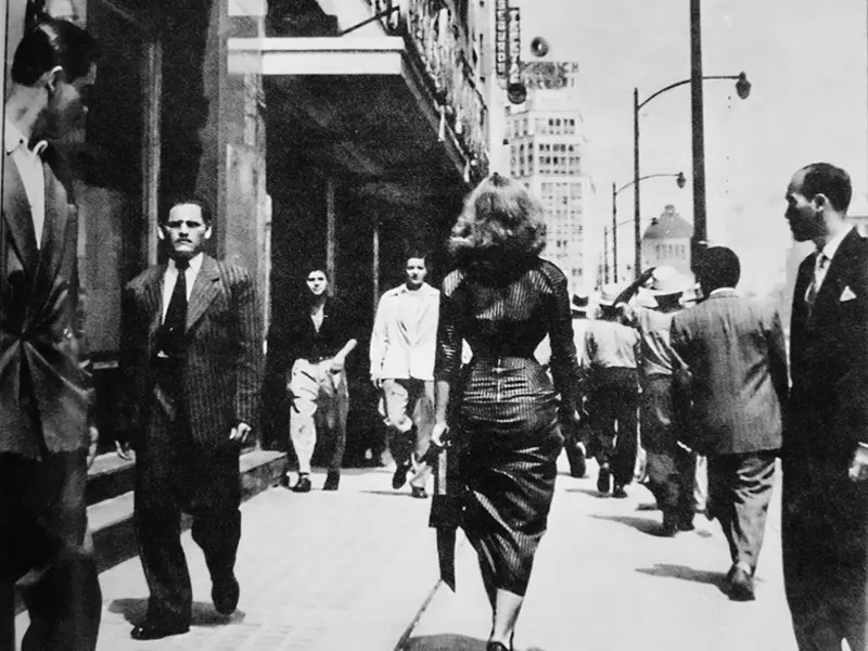 Maty Huitron social experiment walk in the street photos