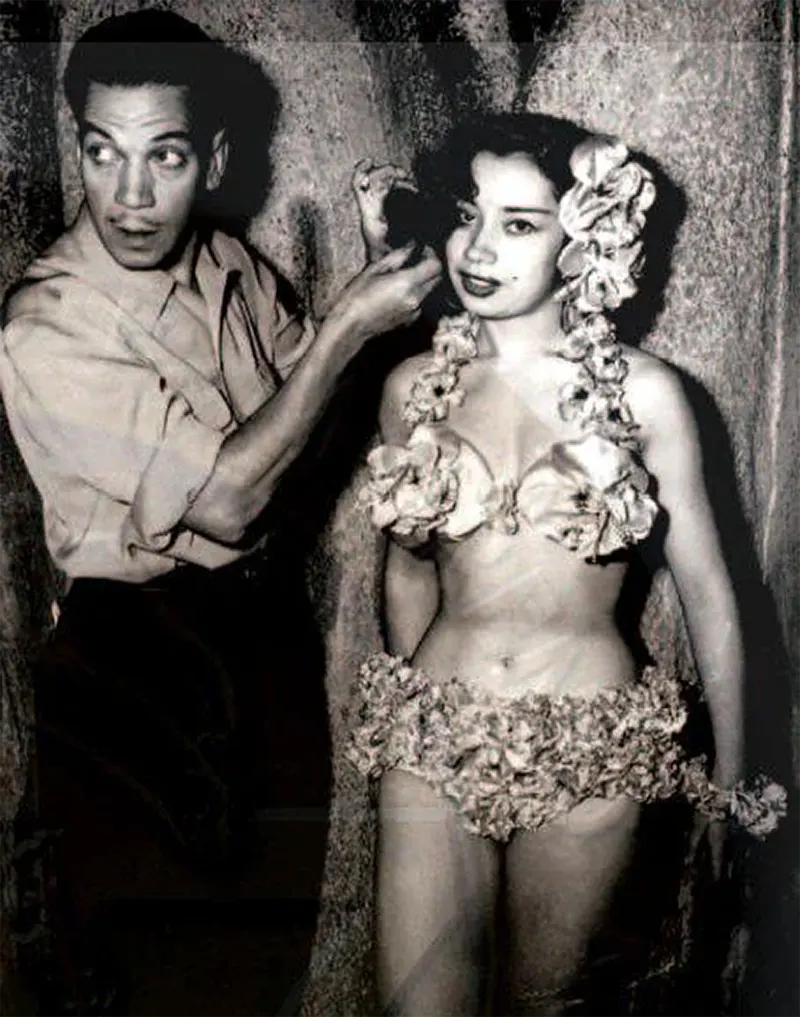 Maty Huitron social experiment walk in the street photos