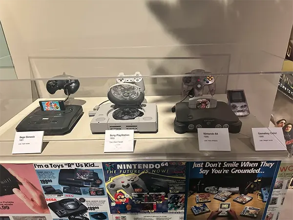 Photos from the 1990s Museum