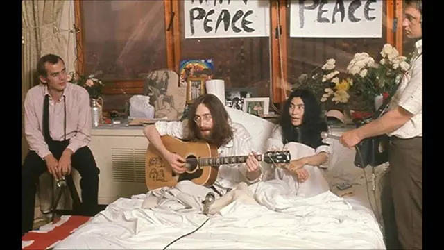 John Lennon and Yoko Ono’s Protest Bed-in Protest