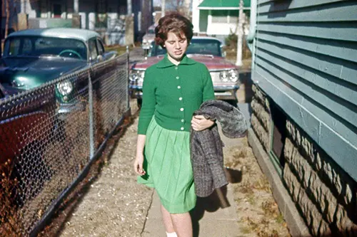 Teenage girls fashion from the 1960s