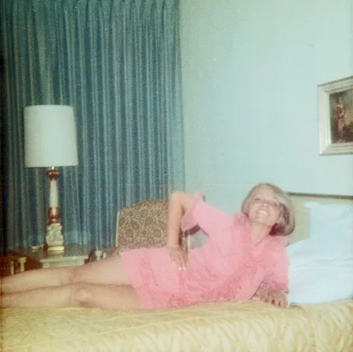 Teenage girls fashion from the 1960s