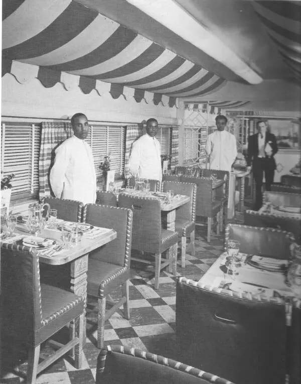  Golden Age of Streamliners Vintage Photos