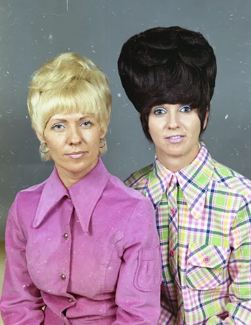 Studio Portraits of Couples and Families From the 1960s