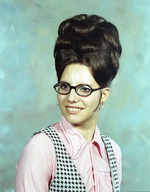 Studio Portraits of Couples and Families From the 1960s