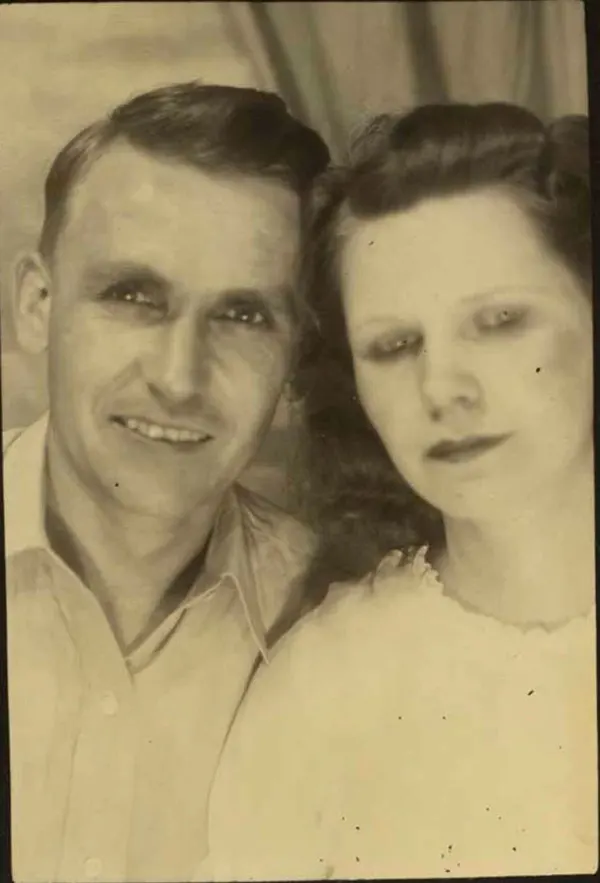 Vintage Photobooth Portraits Capture Intimate Moments Between 1950s Couples
