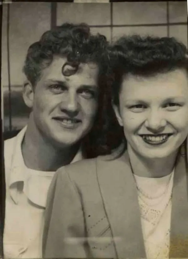 Vintage Photobooth Portraits Capture Intimate Moments Between 1950s Couples