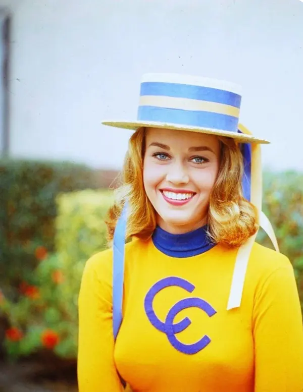 Young Jan Fonda Photos