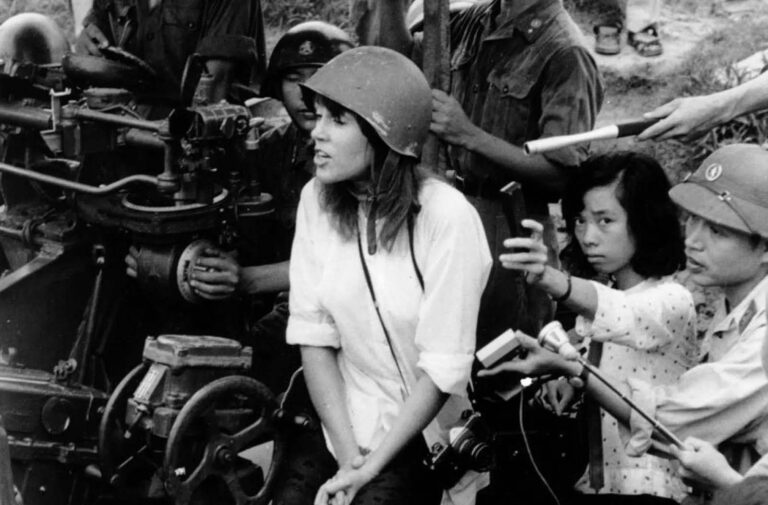 Jane Fonda in North Vietnam: Vintage Photos from the 1972 Trip That Earned Her the Nickname “Hanoi Jane”