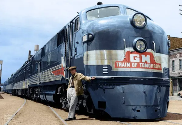  Golden Age of Streamliners Vintage Photos