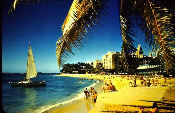 Color Photos of Hawaii 