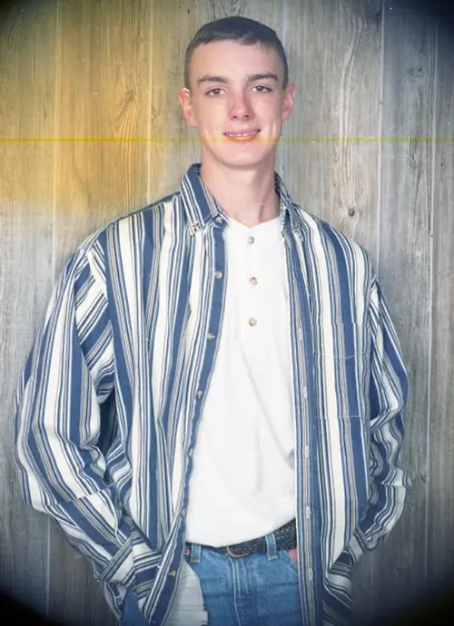 tudio Portraits Show Exactly How Young Men Dressed in the Early 1990s