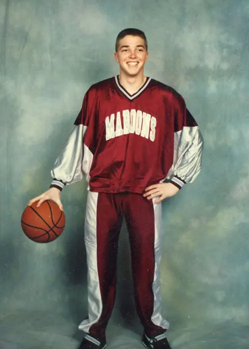 tudio Portraits Show Exactly How Young Men Dressed in the Early 1990s