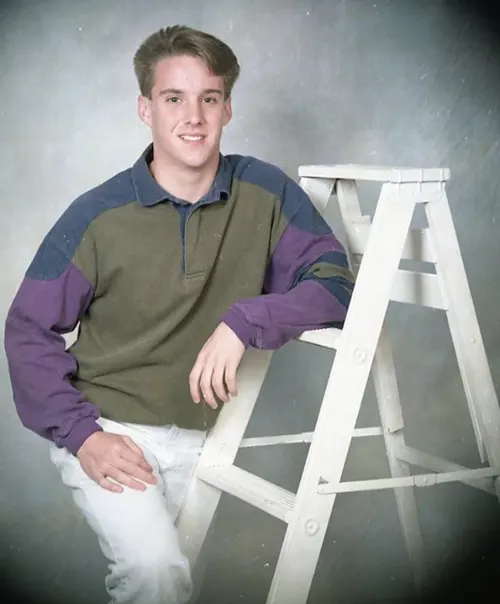 tudio Portraits Show Exactly How Young Men Dressed in the Early 1990s