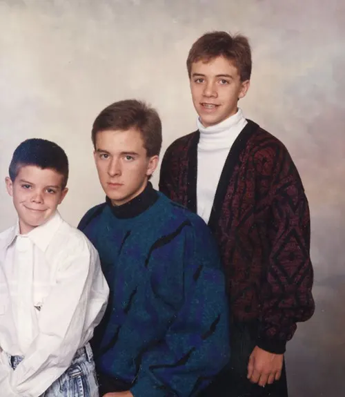 tudio Portraits Show Exactly How Young Men Dressed in the Early 1990s