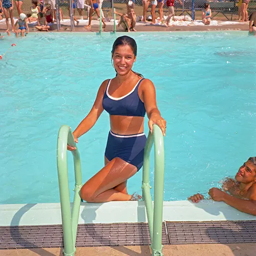 Rare 1960s Photos Offer a Fascinating Look at Swimsuit Fashion of the Era