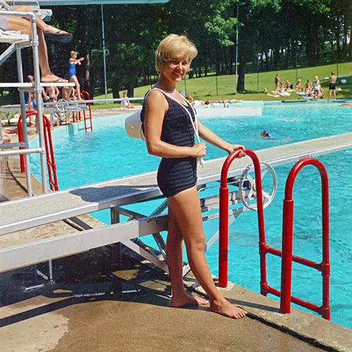 Rare 1960s Photos Offer a Fascinating Look at Swimsuit Fashion of the Era