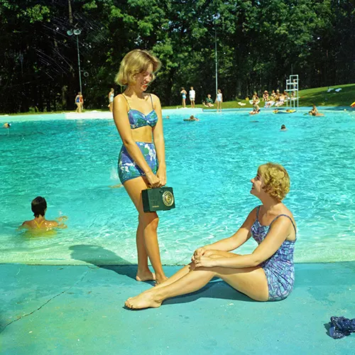 Rare 1960s Photos Offer a Fascinating Look at Swimsuit Fashion of the Era
