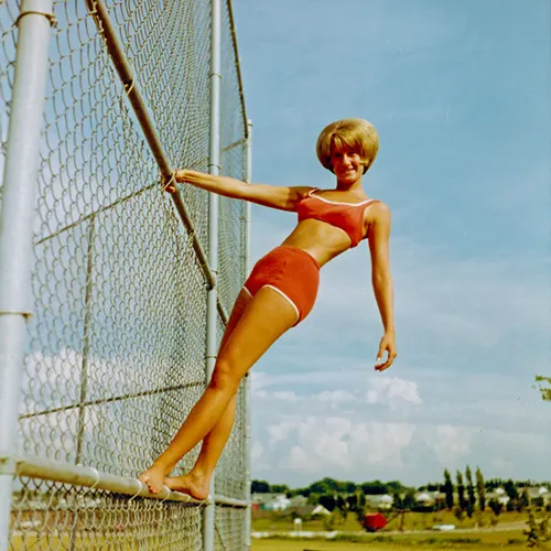 Rare 1960s Photos Offer a Fascinating Look at Swimsuit Fashion of the Era