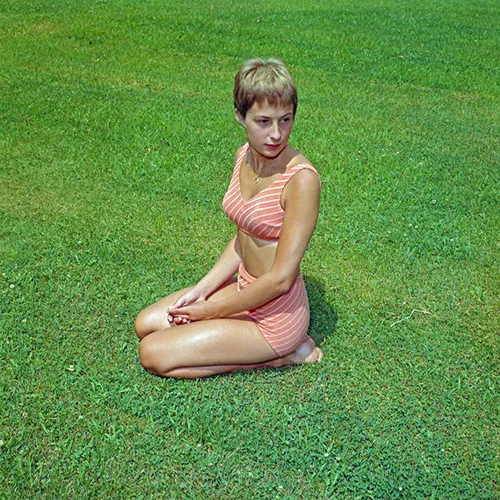 Rare 1960s Photos Offer a Fascinating Look at Swimsuit Fashion of the Era