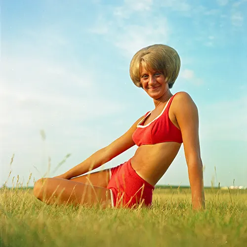 Rare 1960s Photos Offer a Fascinating Look at Swimsuit Fashion of the Era